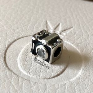 Pandora Vintage Camera Charm - see desc